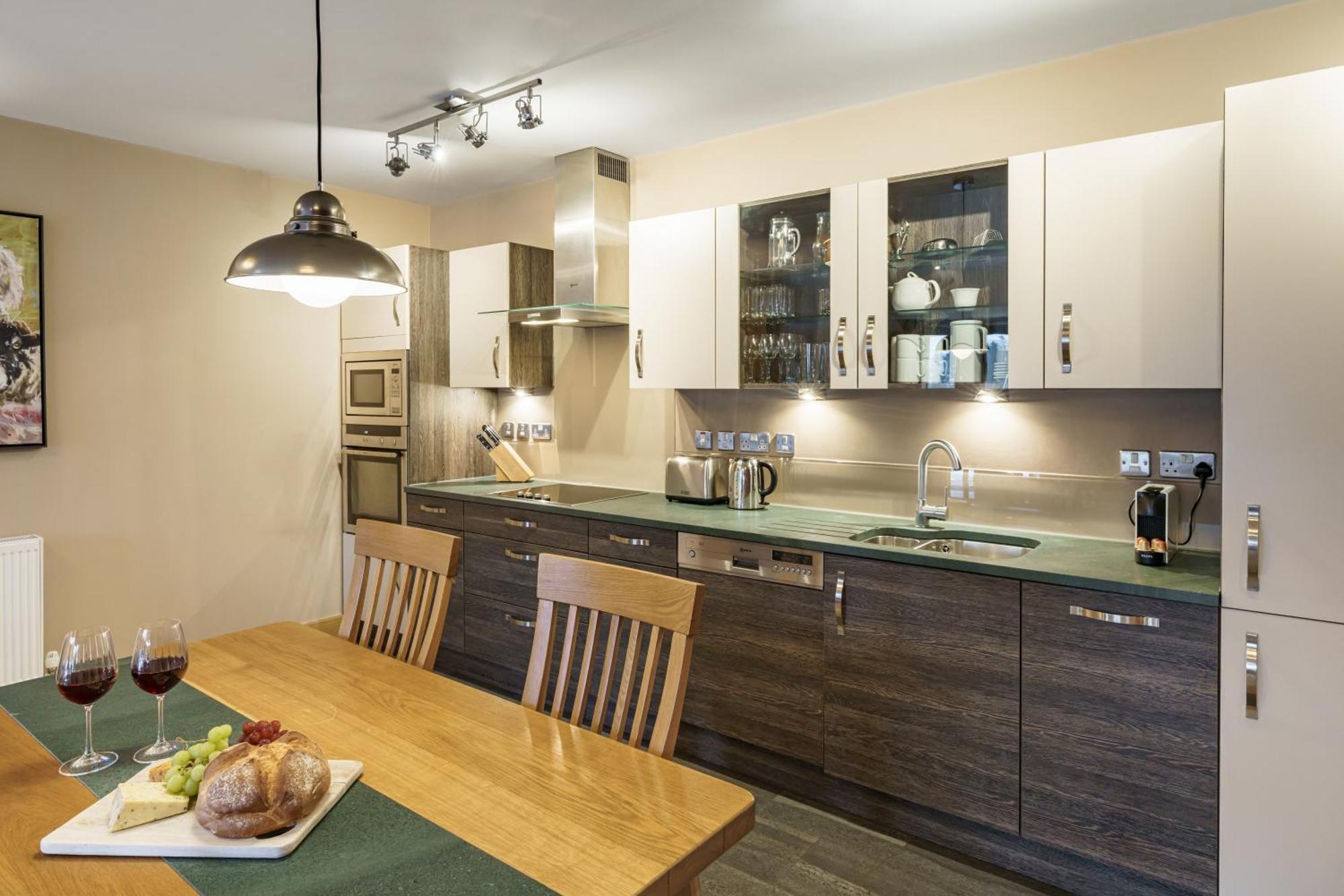 Lakeland Apartment At Windermere Marina Village باونيس أون وينديرمير المظهر الخارجي الصورة